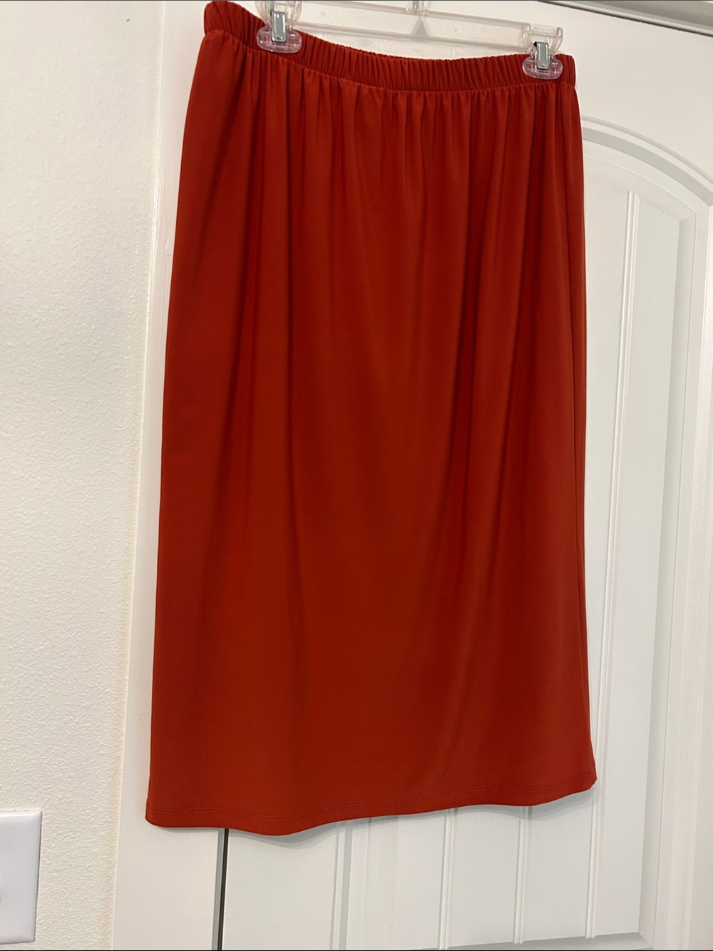 Elastic-Waist Midi Skirt in Warm Burnt orange
